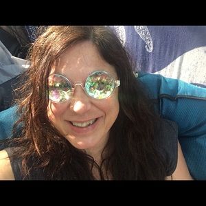 Meet your Posher, Tonia